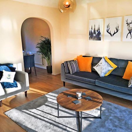 Emerald House - Spacious 3 Bed House With Ensuite Parking Gardens And Netflix Leamington Spa Dış mekan fotoğraf