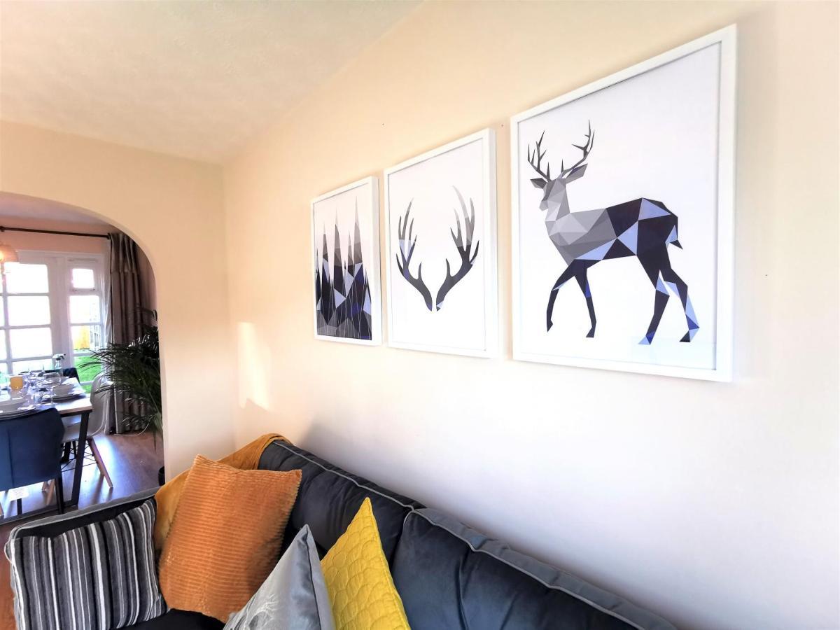 Emerald House - Spacious 3 Bed House With Ensuite Parking Gardens And Netflix Leamington Spa Dış mekan fotoğraf