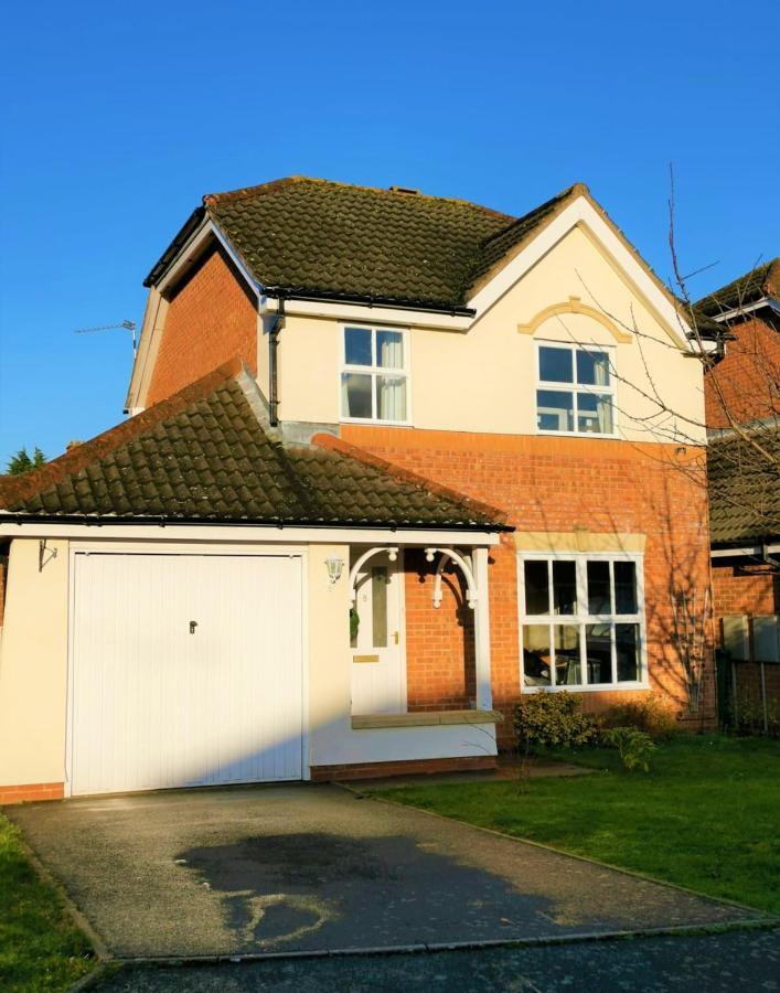 Emerald House - Spacious 3 Bed House With Ensuite Parking Gardens And Netflix Leamington Spa Dış mekan fotoğraf